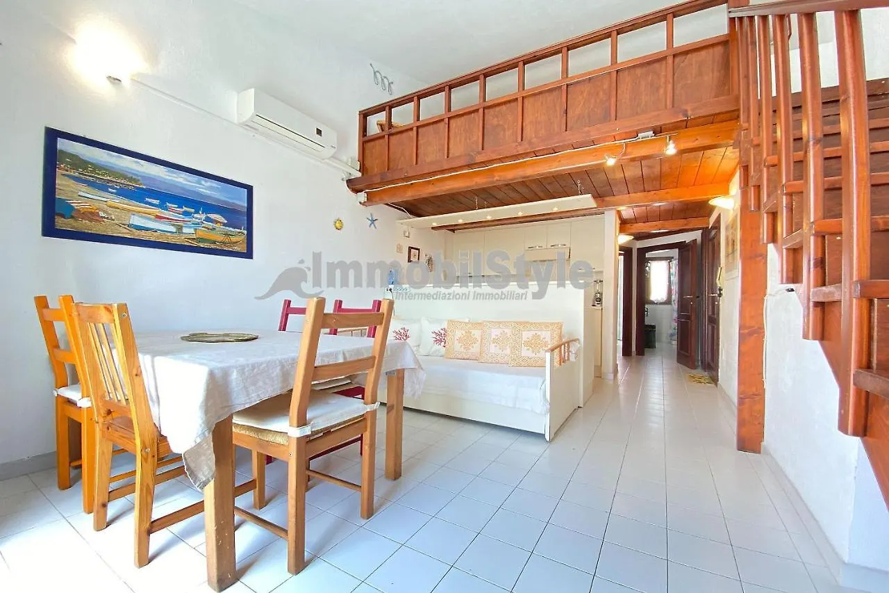 סנטה טרזה גאיורה Appartamento A Due Passi Dal Centro E Dalla Spiaggia דירה סנטה טרזה גאיורה